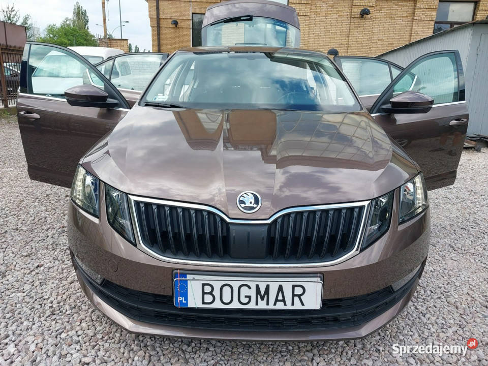 koda Octavia SALON pierwszy wł 100 bezwypadkowa isofix mazowieckie