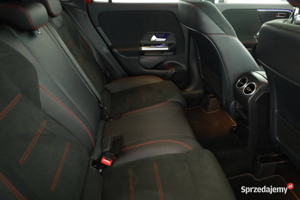 Mercedes GLA GLA 200 mazowieckie Piaseczno