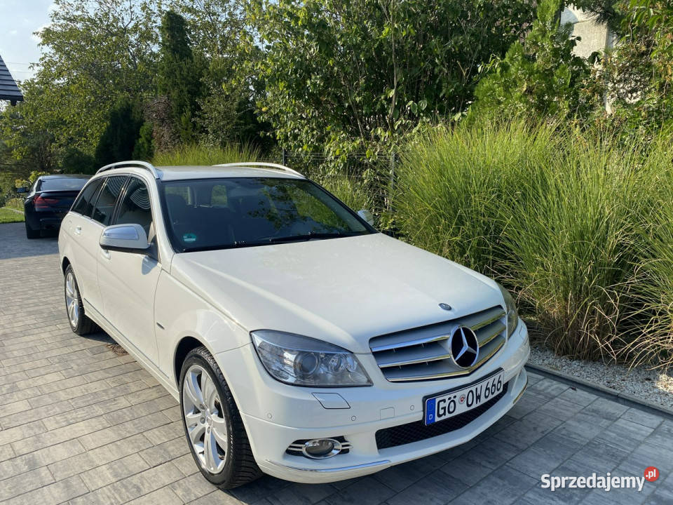 Mercedes C 180 zadbana 100 oryginalny przebieg czujnik martwego pola Poznań sprzedam