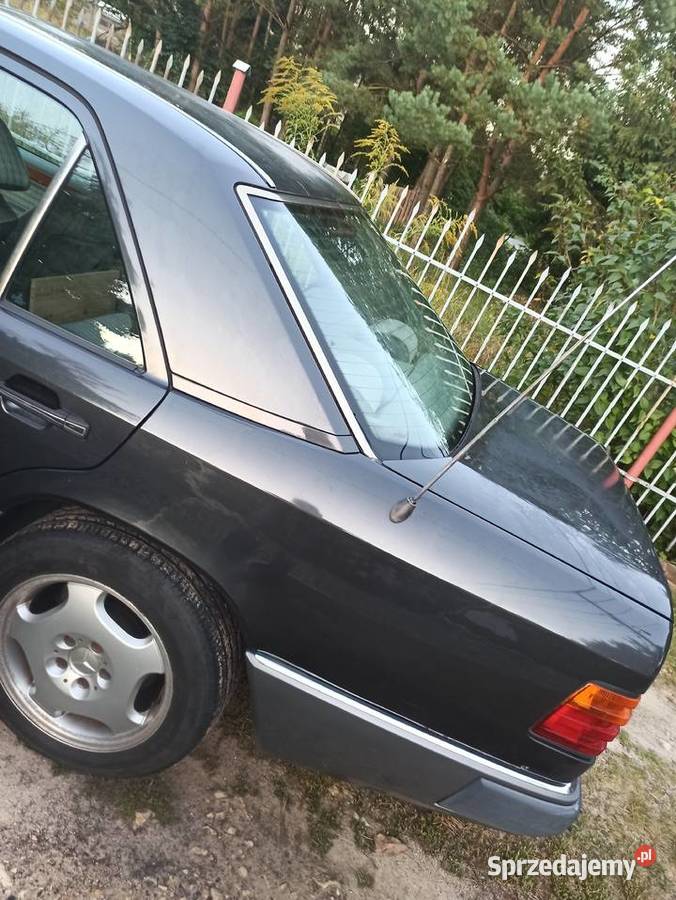 MercedesBenz w124 230e 23 benzyna stan W124 śląskie sprzedam