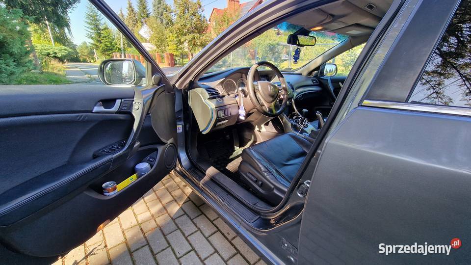 Honda Accord VIII 22 idtec diesel kombi HAK reflektory ksenonowe