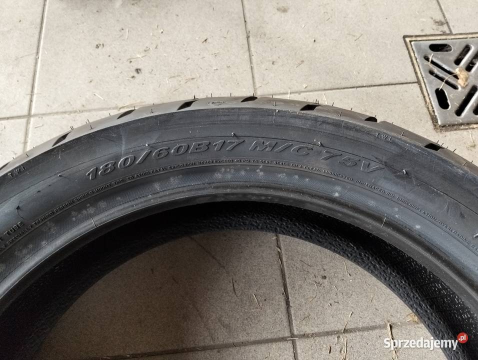 Opona Pirelli 18060B17 Pozostałe Łącko