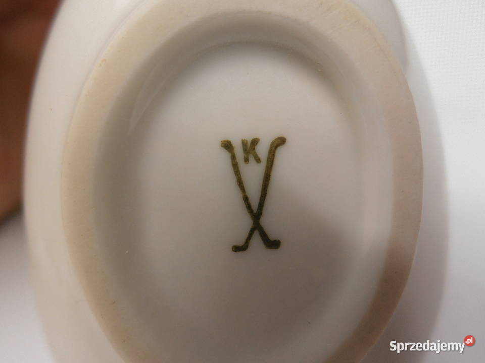 Porcelanowa Popielniczka Czarka Łezka Kalk Raszków