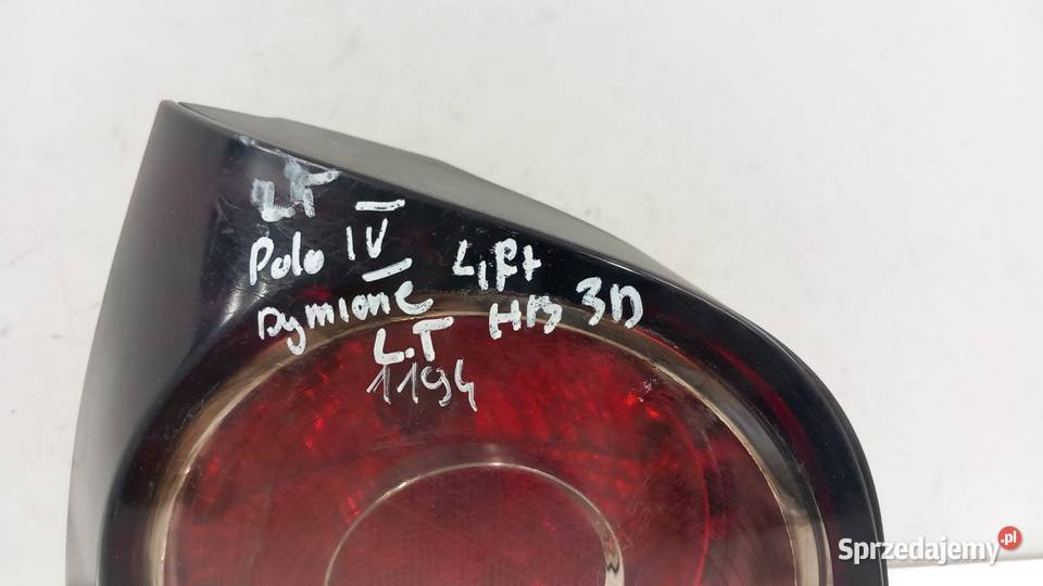 VW POLO 9N LIFT 3D LAMPA TYŁ LEWA osobowe Światła stop