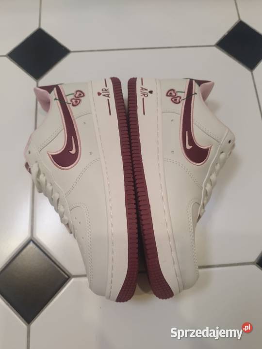 Nike Air Force 01 San Valentin 385 Tomaszów Mazowiecki sprzedam