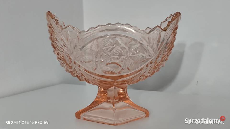 Szkło Kolorowe Żardiniera z Różą HZG Ząbkowice Porcelana i szkło dolnośląskie Wiązów