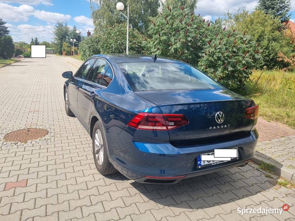 Ładny w idealnym stanie VW Passat 15TSI 150 DSG Rok produkcji 2020 Sienno