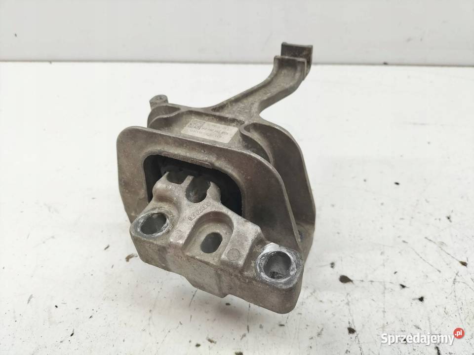 ŁAPA WSPORNIK 5Q0199262BK 20 TSI Cupra Ateca I osobowe