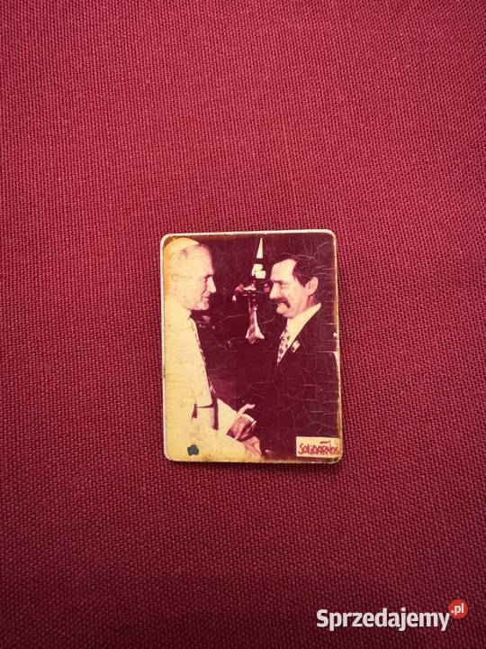 Przypinka znaczek z czasów PRL lata 80te sprzedam