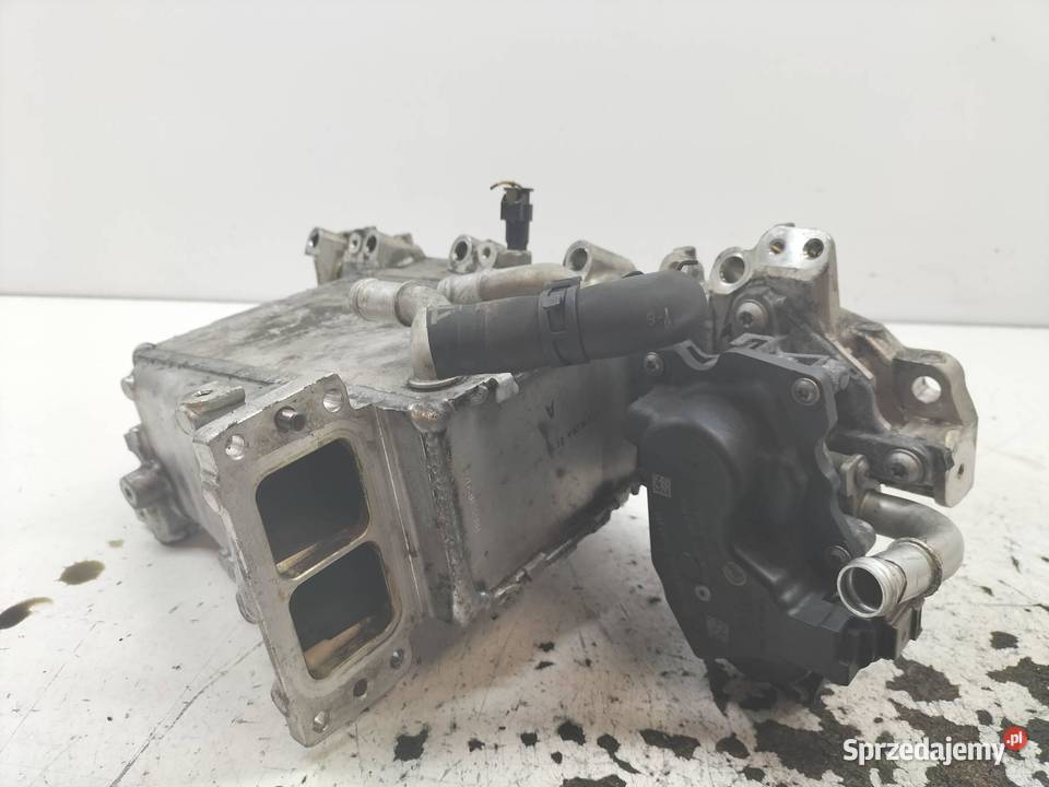 KOLEKTOR SSĄCY INTERTCOOLER 04L129766AL 20 TDI sprzedam