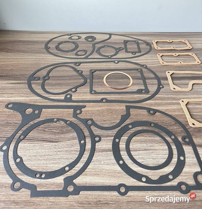 NOWE POLSKIE USZCZELKI SILNIKA JUNAK M07 Motoryzacja Bielsko-Biała