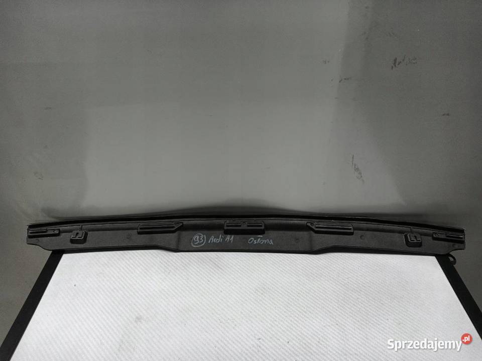 OSŁONA USZCZELKI MASKI AUDI A1 82A823126