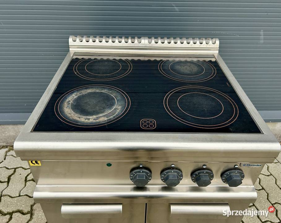 KUCHNIA KUCHENKA INDUKCYJNA SZYBKOGRZEJNA Z Krępsko
