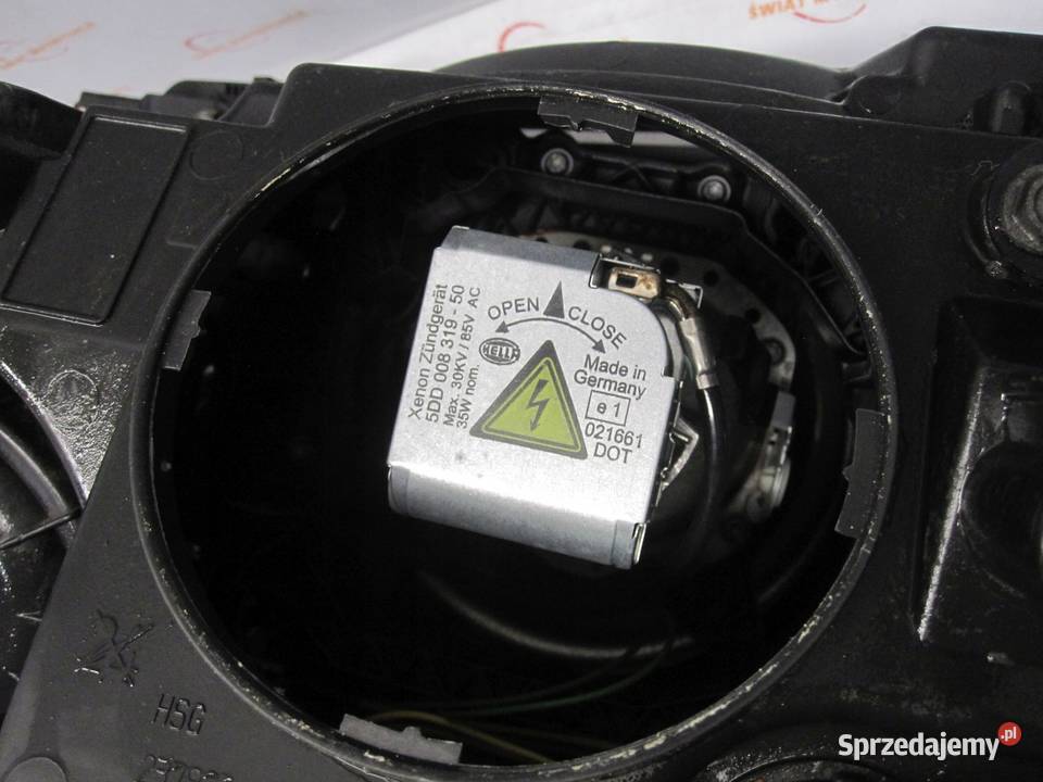 RANGE ROVER SPORT 27 05r lampa prawa przód Motoryzacja Kielce