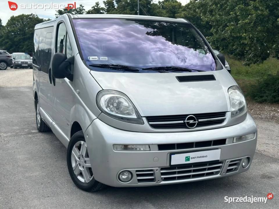 Opel Vivaro Opel Vivaro kampervan 7 osobowy 3 x Opel
