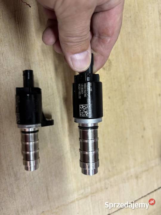 Elektrozawór Zmiennej Fazy Rozrządu 9832156780 Ożarów
