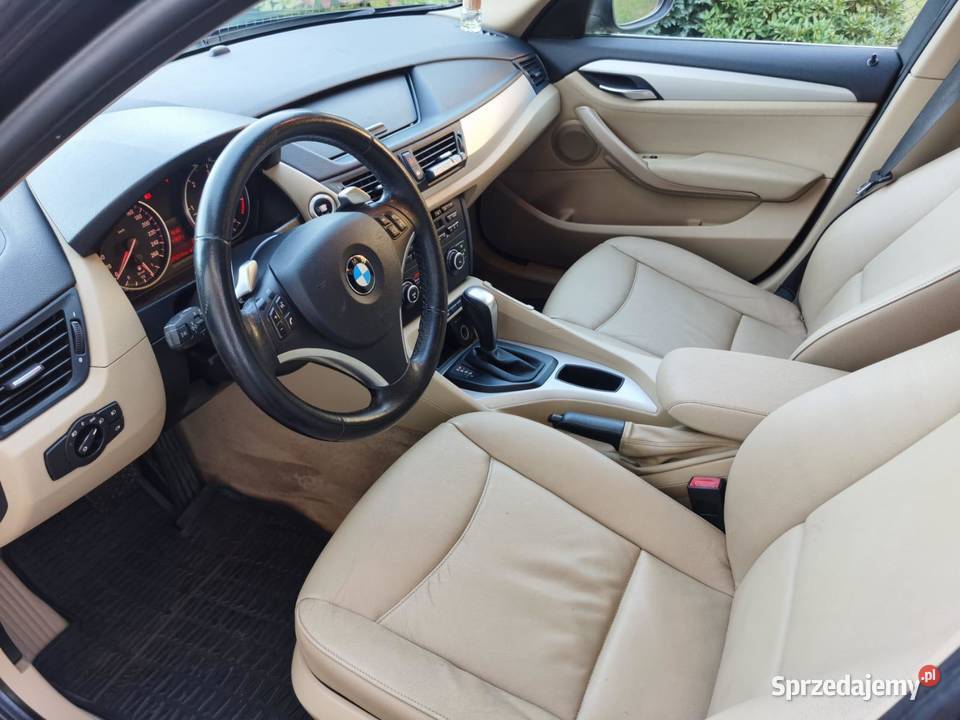 Zadbane BMW X1 XDRIVE 23D 204 łopatki jasne Leszno