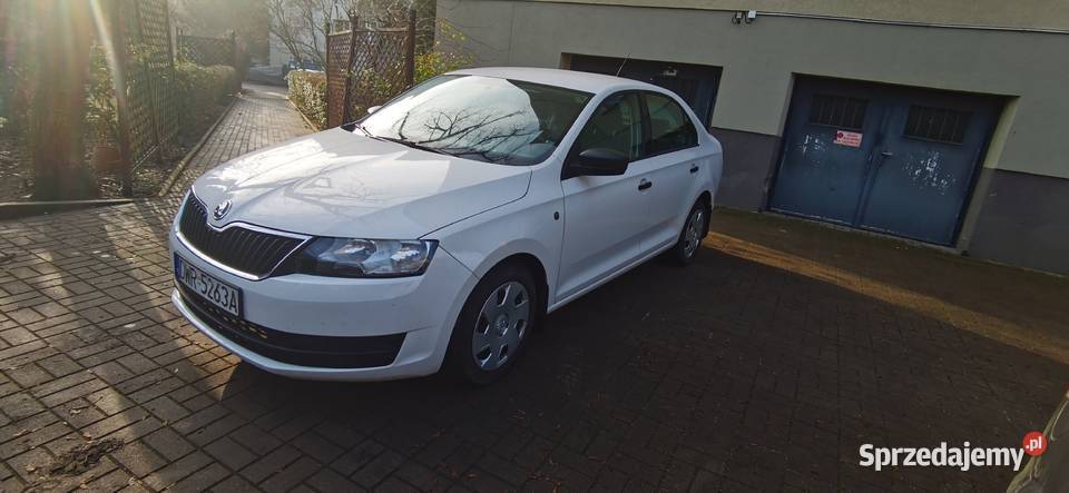 koda Rapid 12 MPI 63 kW 2014 Salon Niski Rok produkcji 2014 Wrocław