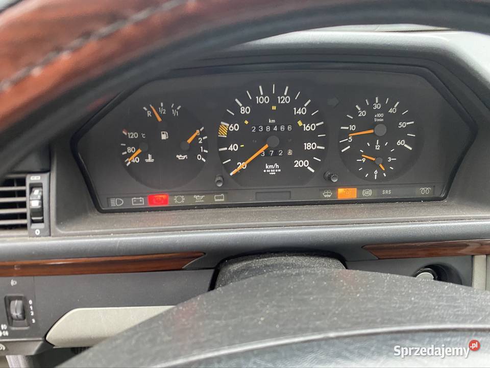 Mercedes 124 uszkodzony uszkodzony Szydłowiec