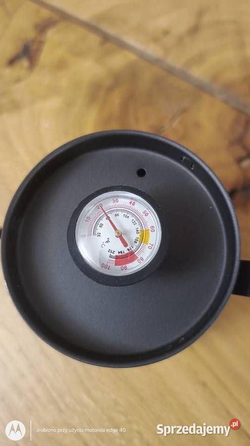 Czajnik z termometrem marki Navaris Ciechanów sprzedam