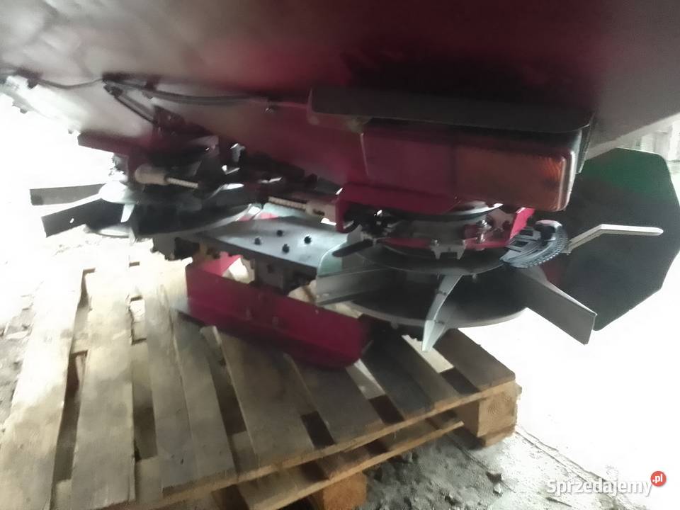 Rozsiewacz 2talerzowy kverneland DsM Maszyny rolnicze