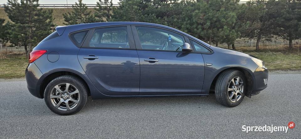 OPEL ASTRA J 16b