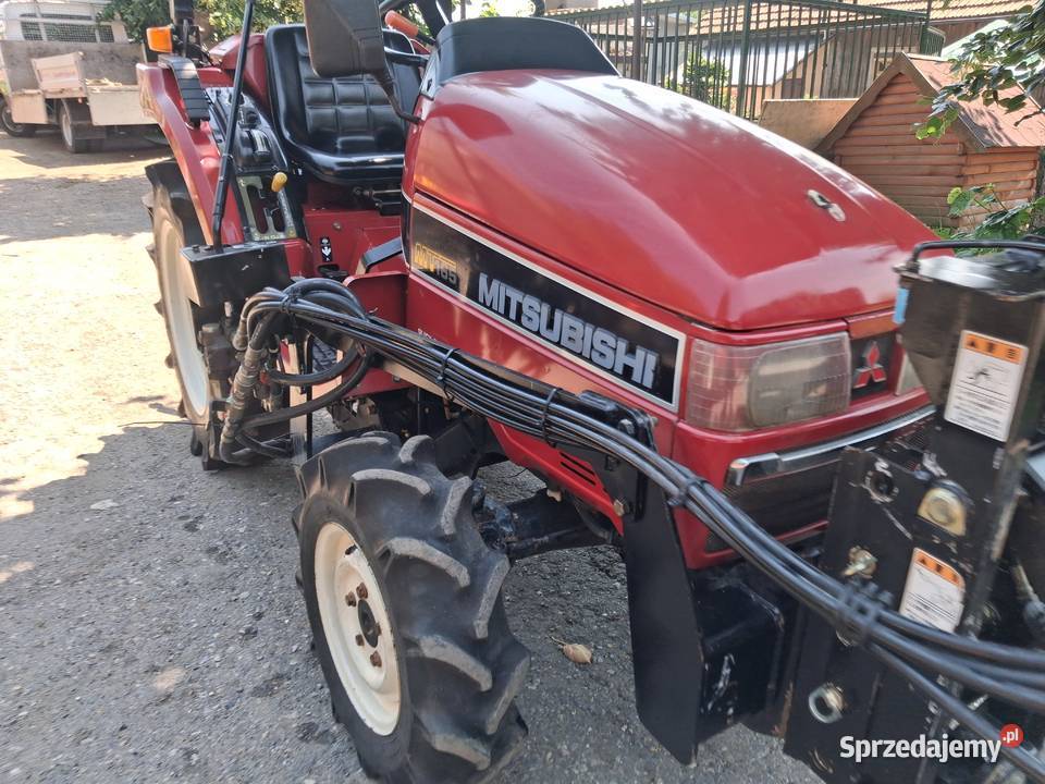 Mitsubishi mt165 4x4 ładowacz Konary