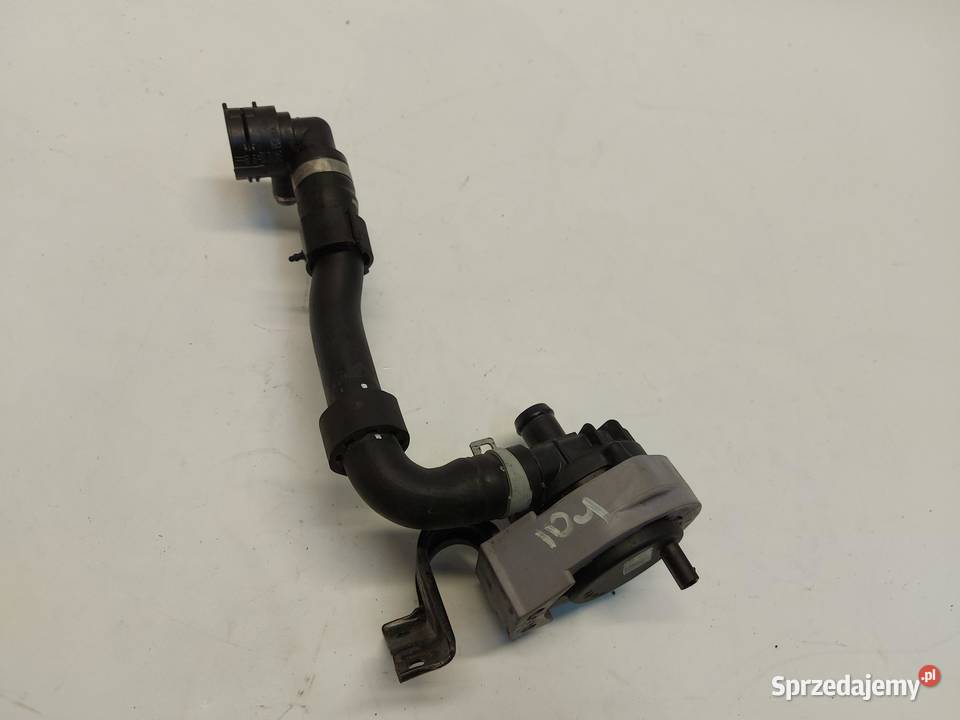 VW ID4 11A 2024r SUV 5D DODATKOWA POMPA WODY sprzedam