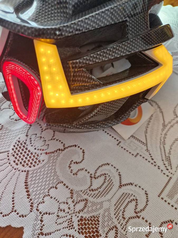 Kask rowerowy z oświetleniem led Kroczyce