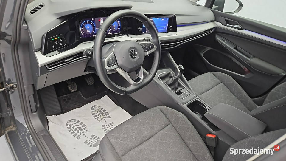 Volkswagen Golf VIII 20 TDI Life Z Polskiego diesel Warszawa sprzedam