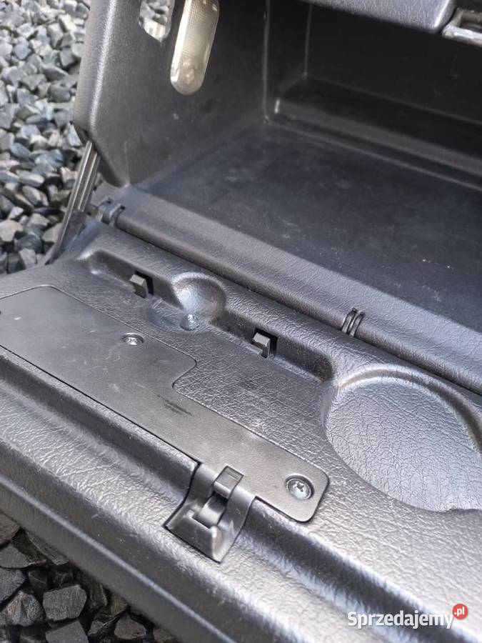 Schowek Golf III 3 Dąbrowa Tarnowska