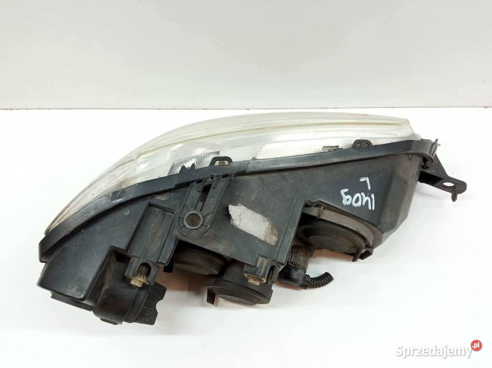 LAMPA PRZÓD LEWA EU LIFT Fiat Punto II FL 2003 Rok produkcji 2010 świętokrzyskie