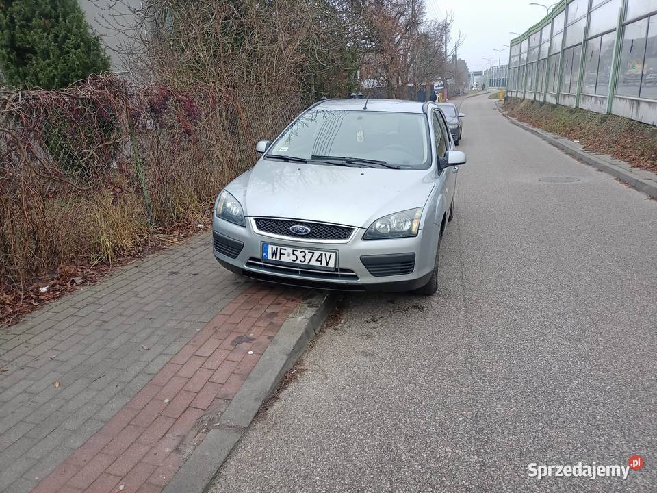 Ford Focus Kombi MK2 16 115 2006r LPG 250 Długie sprzedam