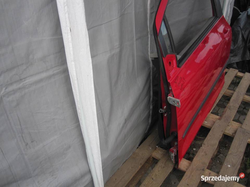 TOYOTA YARIS II LIFT 09r HB 3D drzwi lewe przód