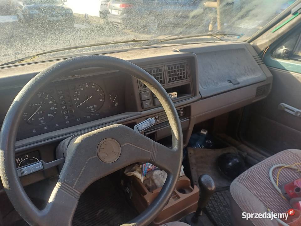 Favorit skoda 40 przebiegu manualna Szczecin