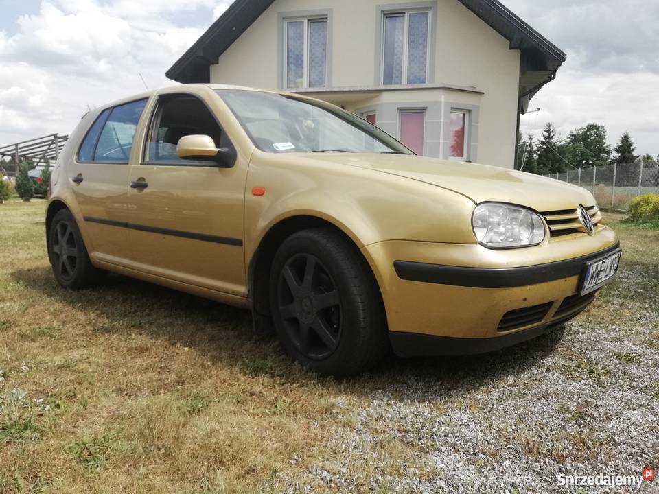 VW Golf 4 16 sr 315000km Sadowne