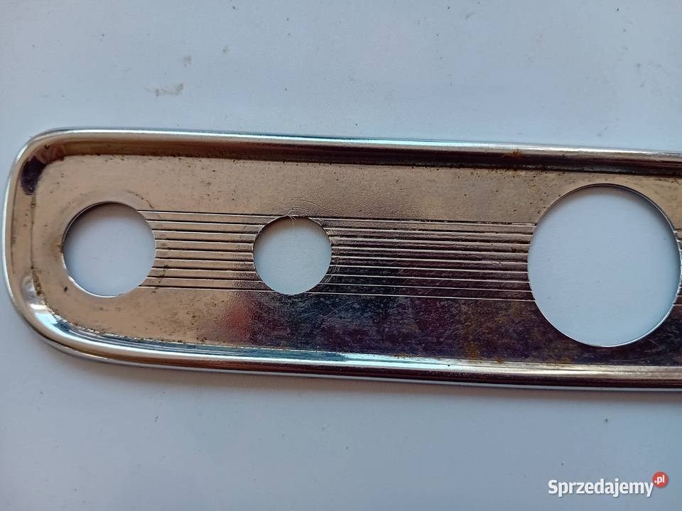 Ramka chrom stacyjki Fiat 600 Zastawa 750 Dębica