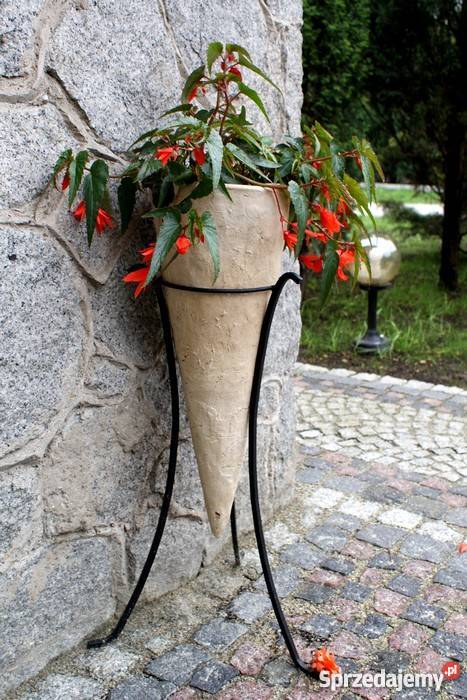 Sprzedam donicę w stojaku Mrozoodporna dolnośląskie Jelenia Góra