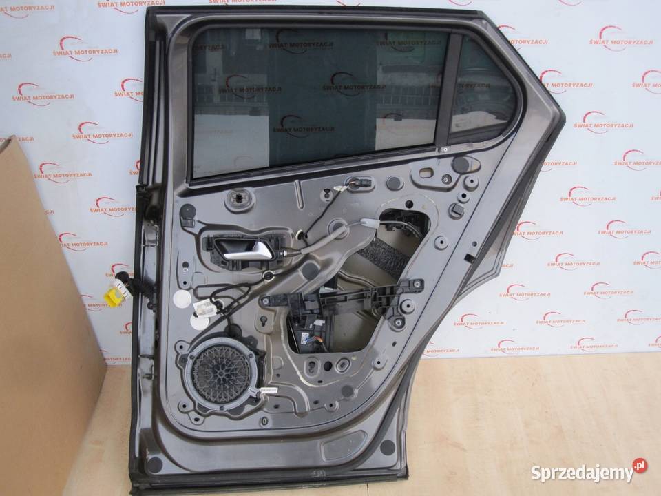 PEUGEOT 2008 II GT LINE 22r drzwi prawe tył osobowe Drzwi Kielce