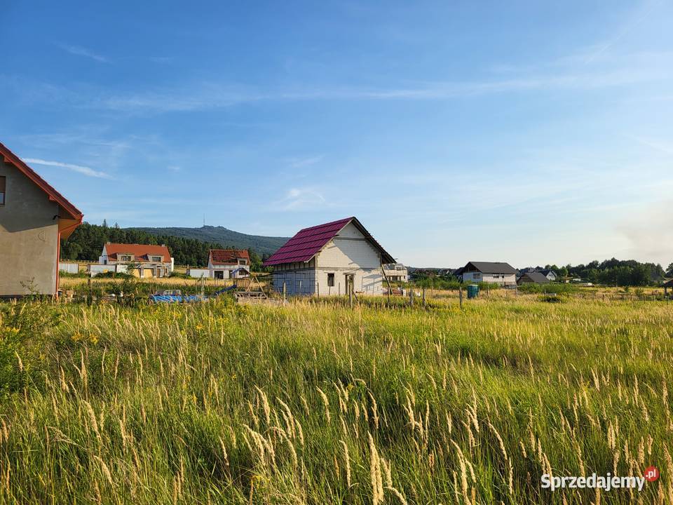 Działka budowlana 900m w Sobótce z widokiem na Sprzedaż Sobótka