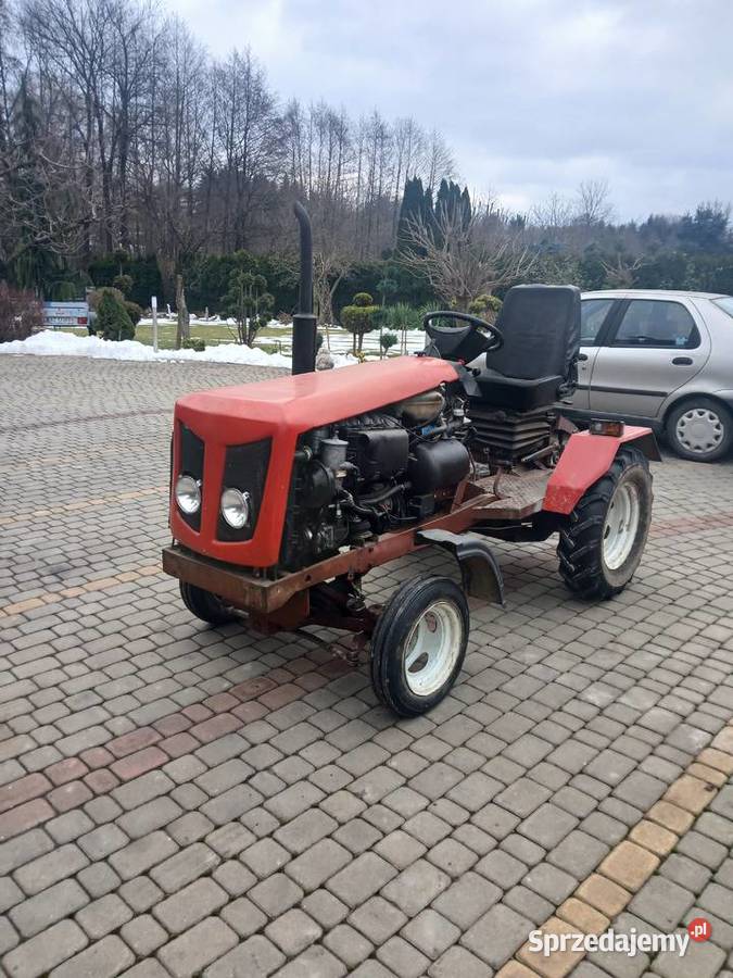 Sprzedam ciagnik sam Pozostałe podkarpackie Niechobrz