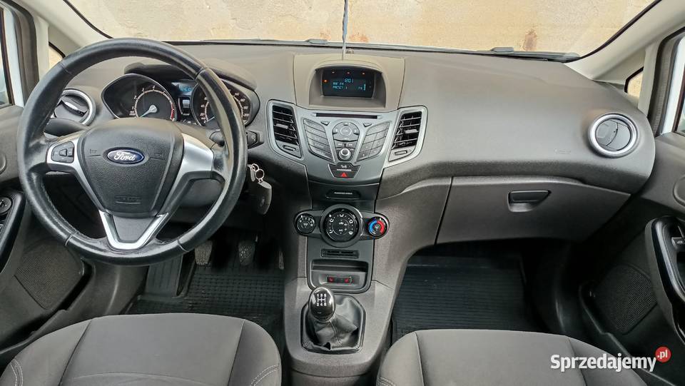 125 benz 60 3drzwi Klima Elektryka Grzane Fotele Rok produkcji 2016 Stargard