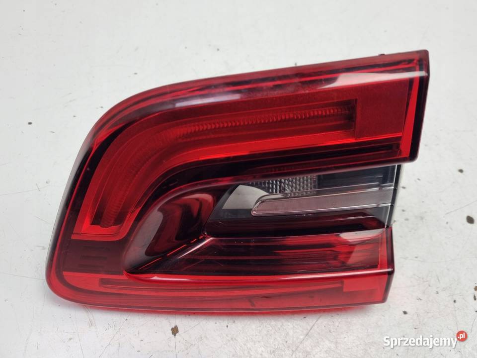 Renault Kadjar TYLNIA TYLNA LAMPA LEWA lewy tył osobowe Lampy tylne Janów sprzedam