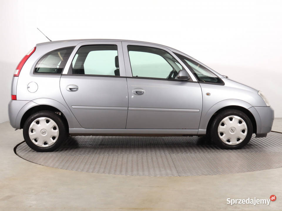 Opel Meriva 14 16V Twinport wielofunkcyjna kierownica Meriva