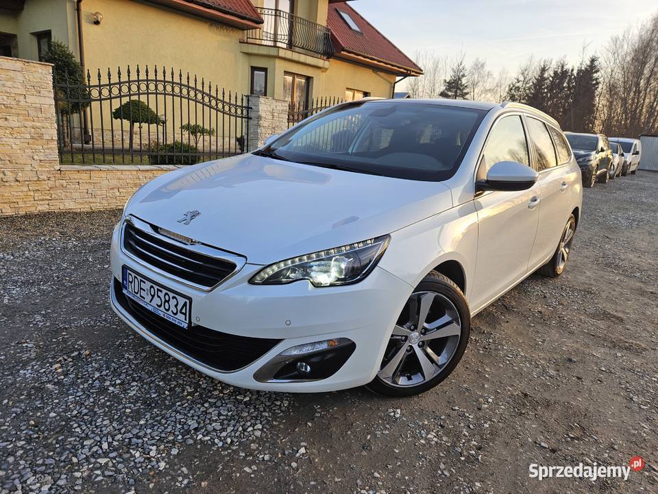 Full Super Stan 20 HDI 150 Navi Panorama dach ASR (kontrola trakcji) Ładna