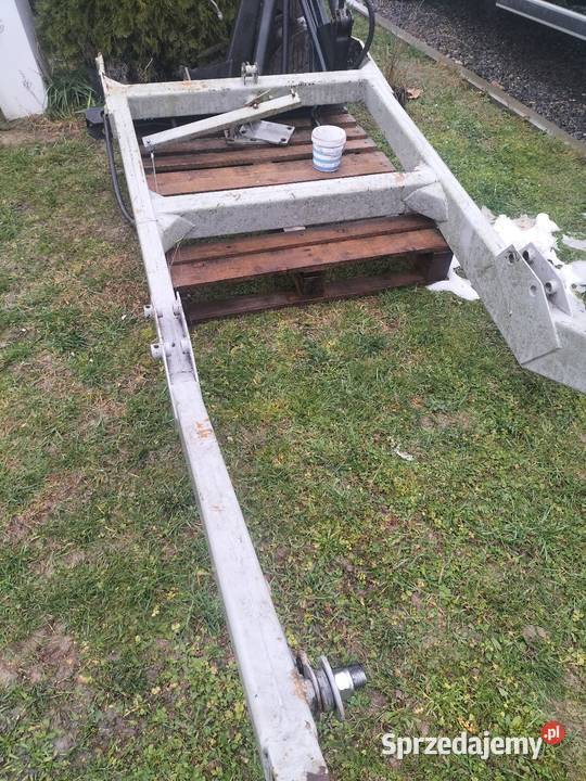 Ładowacz tur do ciągnika C 330 Ciągniki