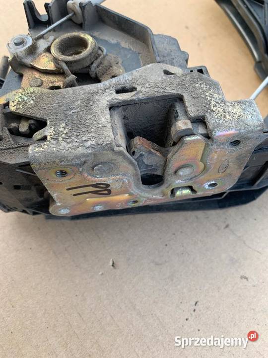 Zamek klamka drzwi prawy przód Ford Focus mk1 zachodniopomorskie Szczecin sprzedam