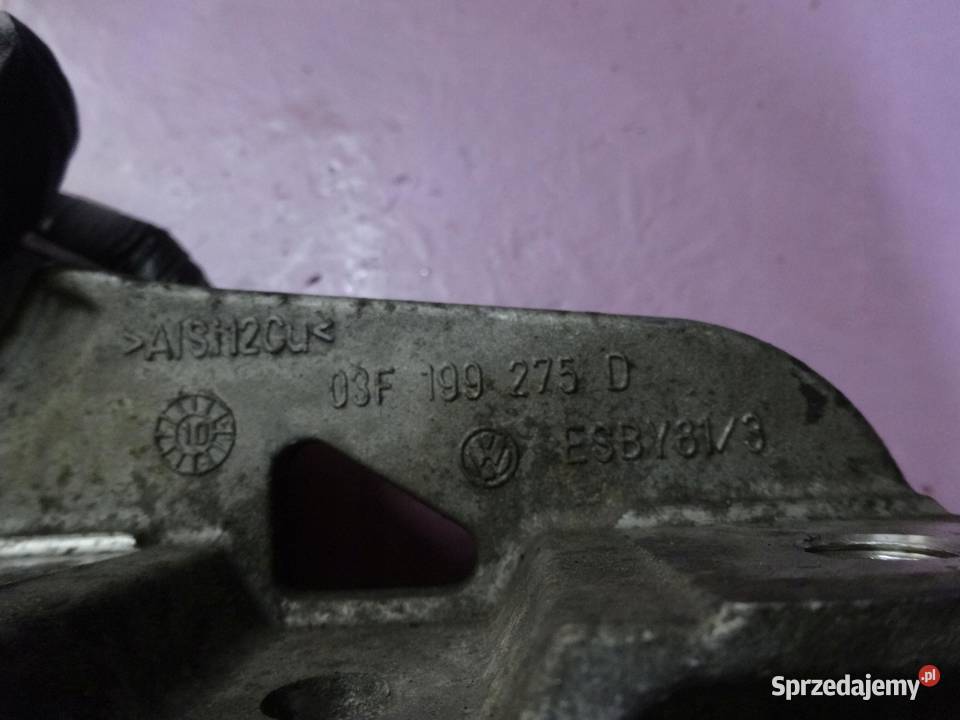 SEAT LEON 12 TSI 12R 105 03F199275D ŁAPA SILNIKA