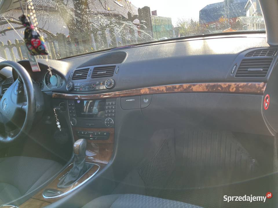 Sprzedam samochód marki mercedes benz Sandomierz