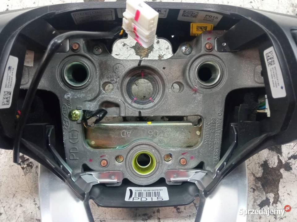 KIEROWNICA SKÓRZANA MULTIFUNKCJA 56113G3000 Rok produkcji 2018